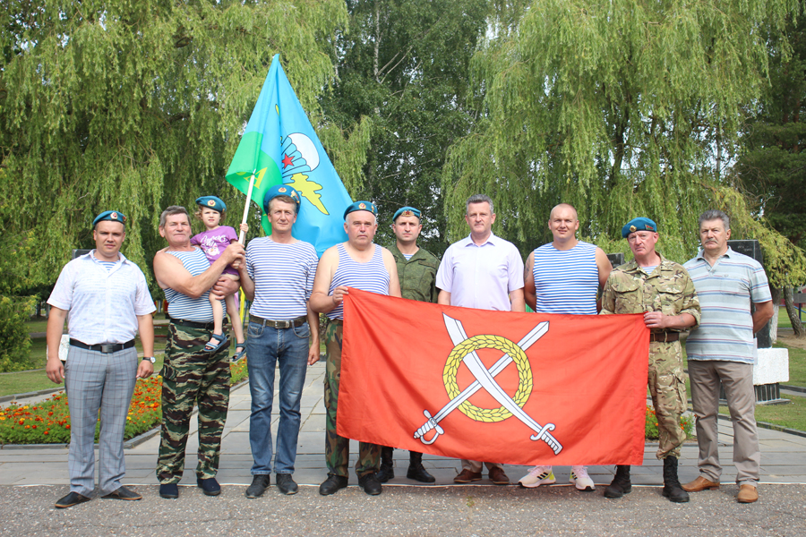 День ВДВ отметили в Чаусах