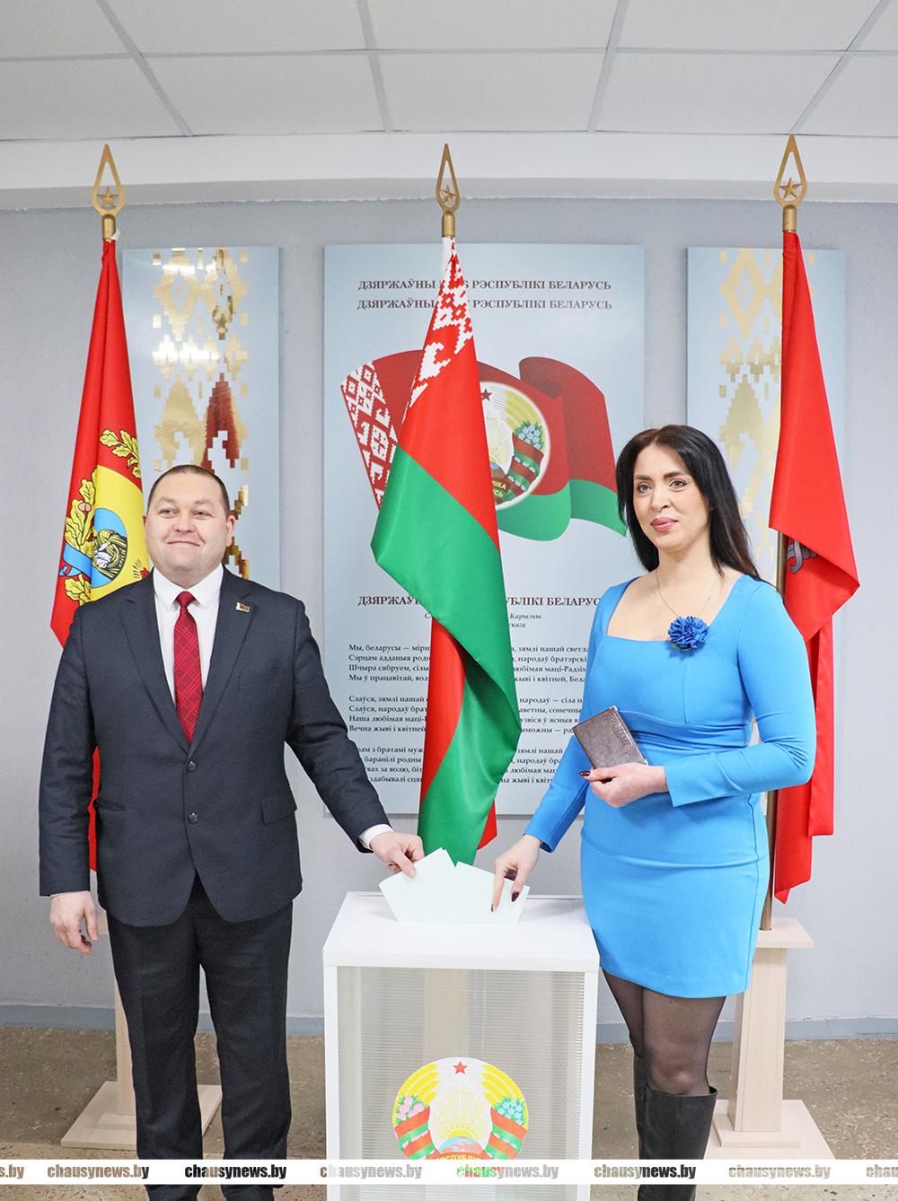 Руководство Чаусского района проголосовало на Могилёвском участке