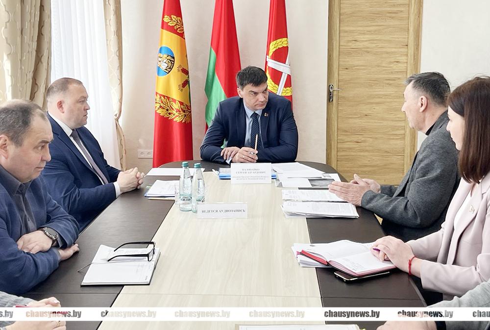 С какими вопросами пришли жители Чаус на прием к помощнику Президента Республики Беларусь – инспектору по Могилевской области Сергею Наливайко