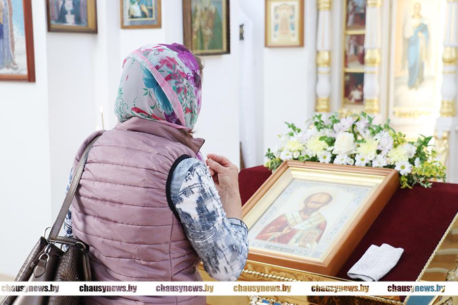 Православные верующие Чаус празднуют день Николая Чудотворца