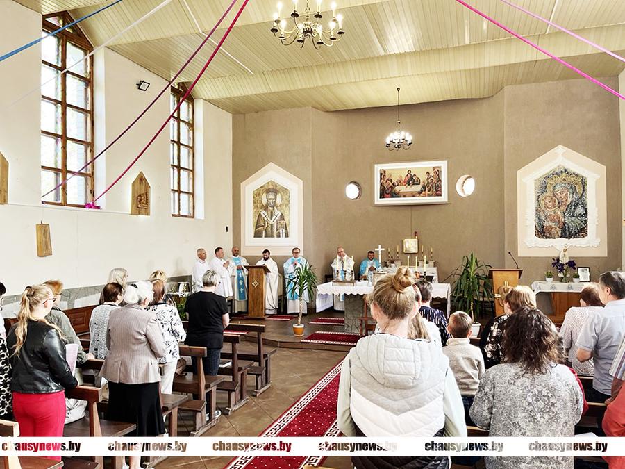 Парафіяльнае свята ў гонар Найсвяцейшай Панны Марыі – Маці Касцёла адбылося ў Чавусах