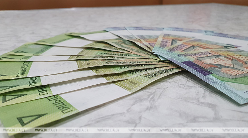 Пенсионерка в Барановичах за «продление договора сотовой связи» отдала мошенникам более Br2,8 тыс. 