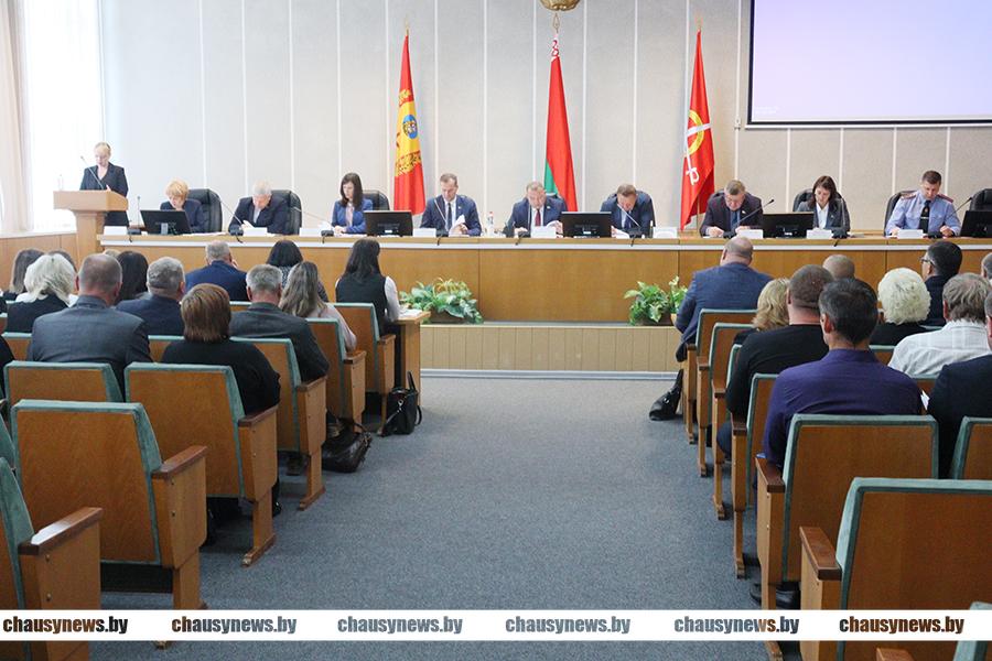 Какие вопросы обсуждались во время очередного исполкома в Чаусах?