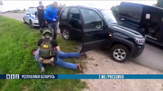 Директор и бухгалтер сельхозпредприятия брали взятки, возбуждено уголовное дело