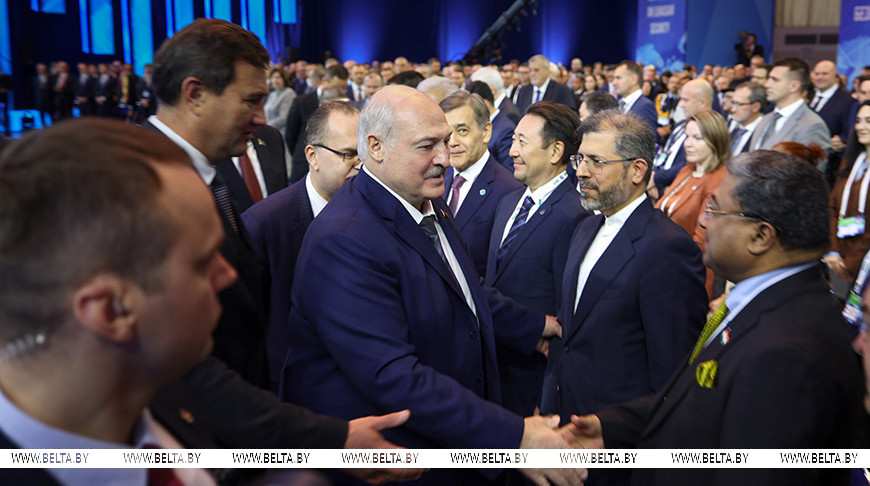«Давайте сразу выбирать разрядку». Выступление Лукашенко на Минской конференции по безопасности