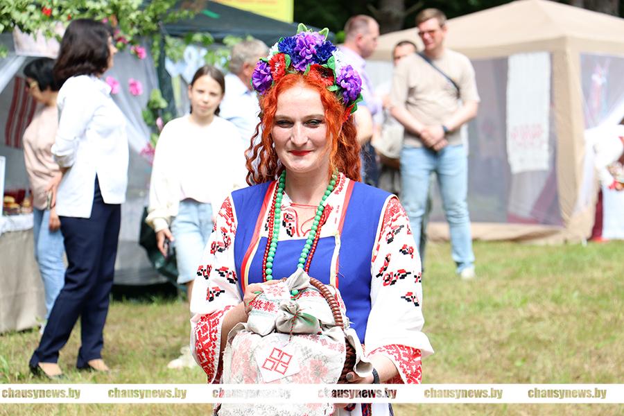 Очень позитивный и увлеченный человек. Рассказываем об культорганизаторе Культурно-спортивного центра агрогородка Устье Елене Сивицкой