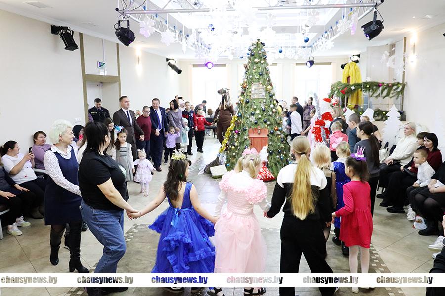 В Чаусах прошёл новогодний утренник для детей из Чаусской первичной организации ОО «Белорусская ассоциация помощи детям-инвалидам и молодым инвалидам»