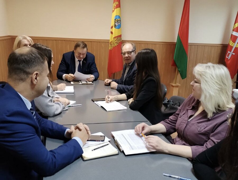 В Чаусском районе проходит Единый день депутата — подробности