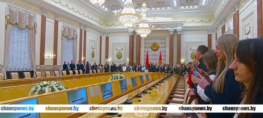 Узнали, что увидела во Дворце Независимости Беларуси перспективная молодежь Могилёвщины