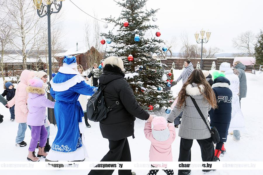 Для деток с ограниченными возможностями Чаусский лесхоз провёл тёплую рождественскую встречу
