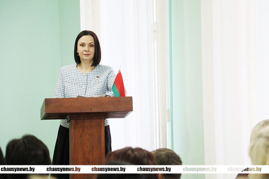 Обсудили аспекты Послания Президента — Анна Подворная встретилась с коллективом Чаусского УКП Жилкомхоз