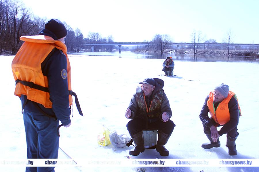 Кому приготовиться — МЧС проводит акцию «Тонкий лед»