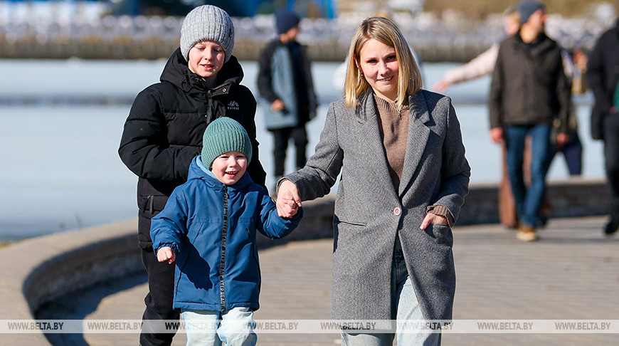 Насколько в Беларуси вырастут пособия семьям, воспитывающим детей