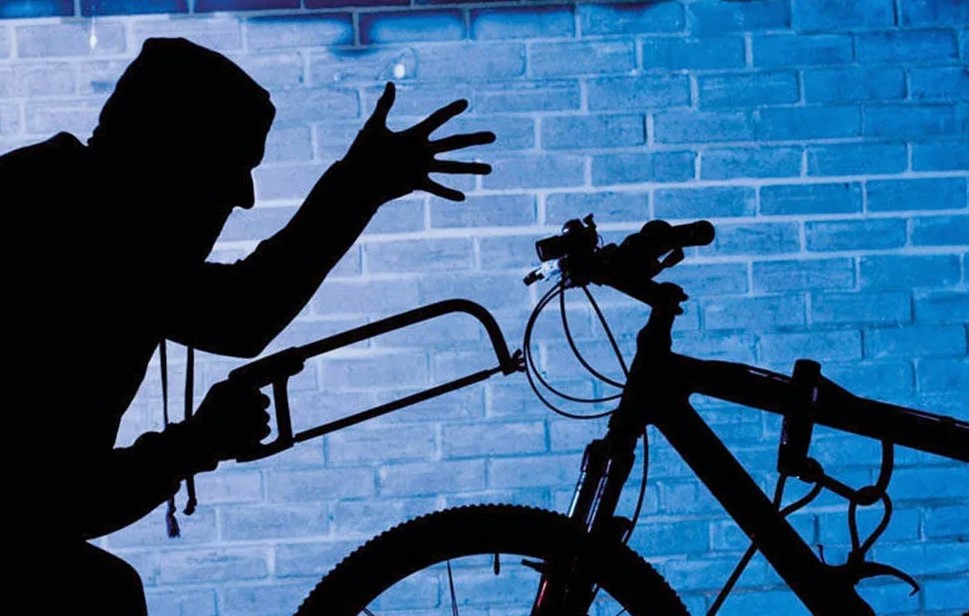66-летний житель Чаус похитил велосипед стоимостью порядка 94 рублей, а попал на 30 базовых