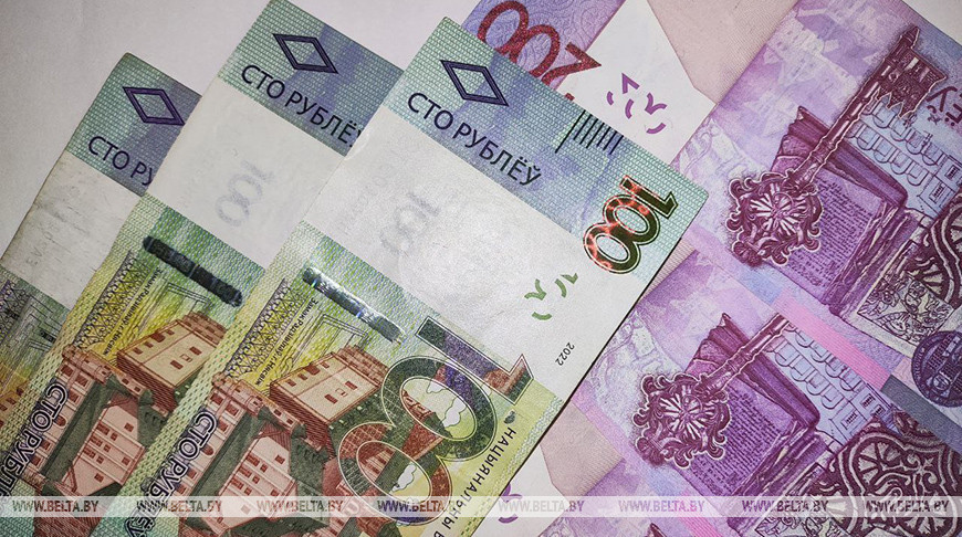 Продавец магазина в Чаусском районе похищала деньги, чтобы тратить их на ставки