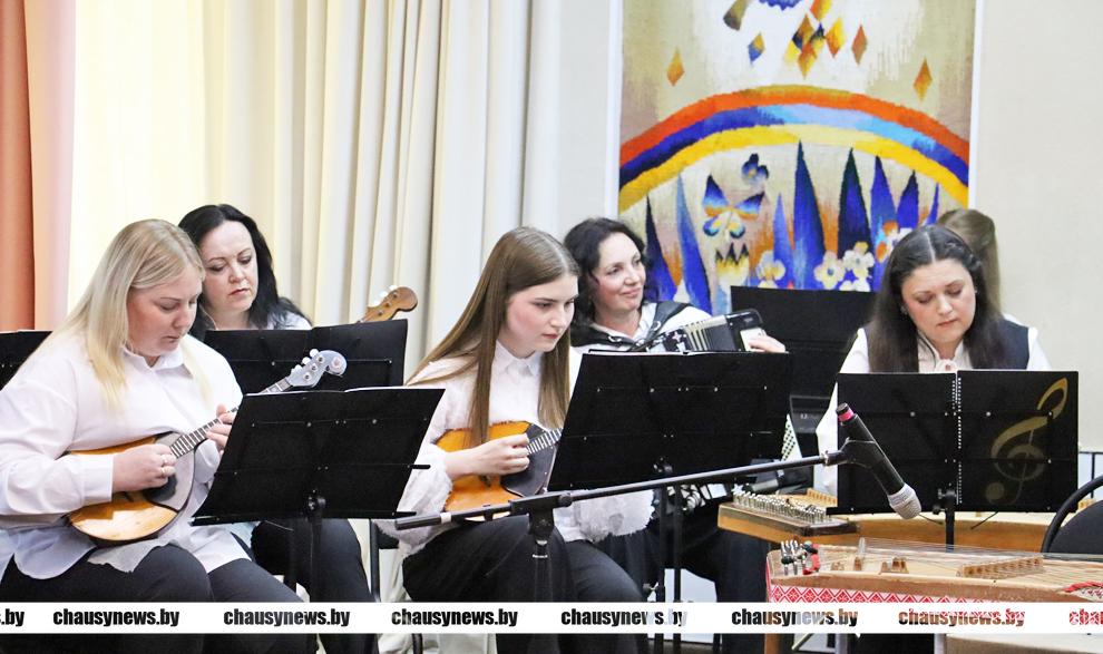 От белорусской «Перапёлачкі» до произведений Пола Ньюмана: чем удивляет народный ансамбль народных инструментов Чаусской ДШИ