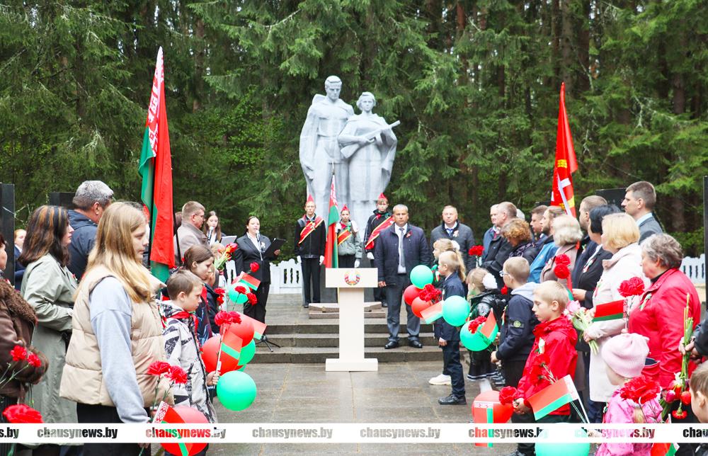 В Быново Чаусского района прошел митинг, посвященный Дню Победы