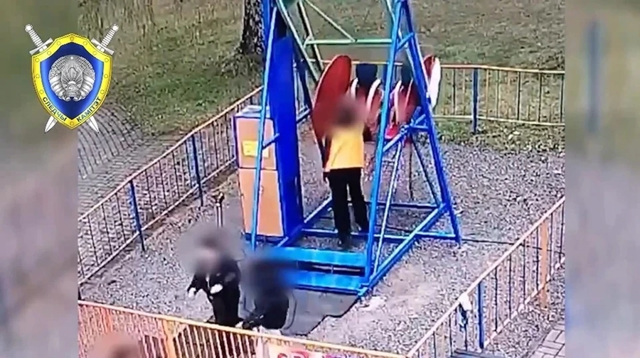 В Могилёве на аттракционах погиб 18-летний стажер — в первый же день работы парка развлечений