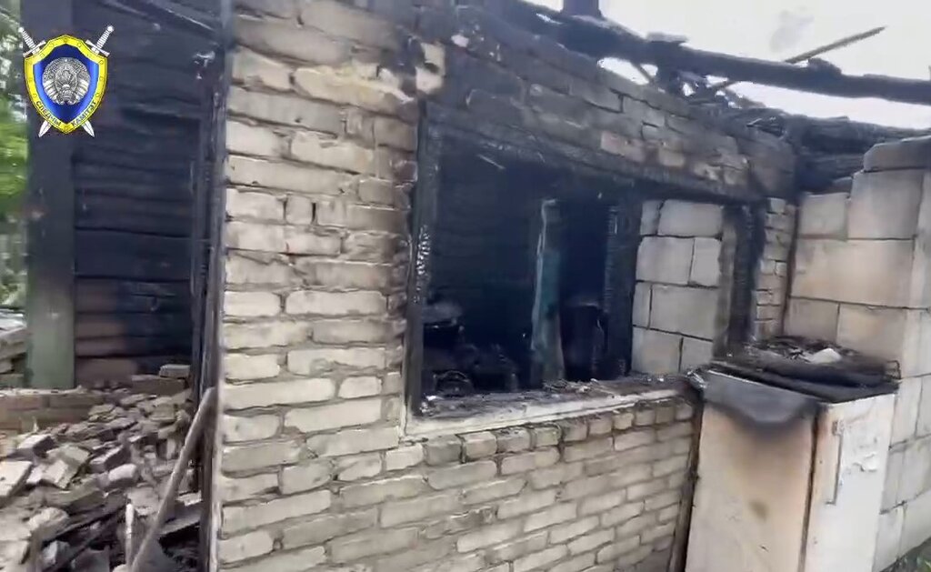 Известны подробности трагедии в Наровле, где на пожаре погибли три человека
