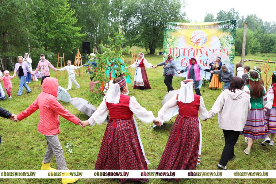 В шестой раз собрал гостей в Каменке  праздник «Петровские радости»