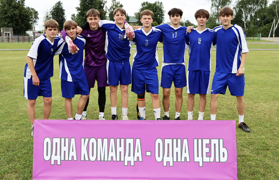 Чаусская «Нива» U-18 стала серебряным призёром турнира по мини-футболу в Черикове