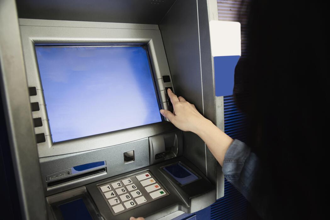 Возможны перебои в работе банковских карт в Беларуси
