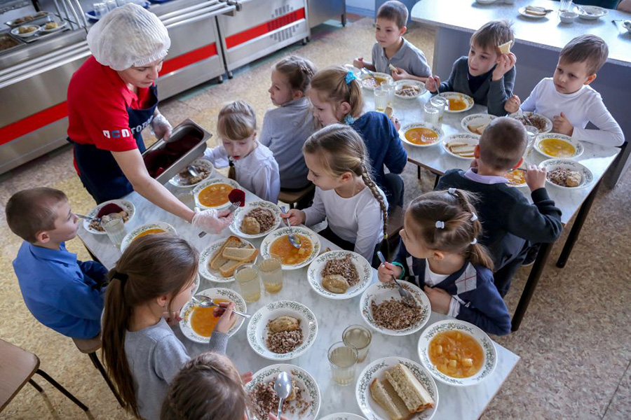 Школьное питание в Беларуси ждёт изменений. Каких?