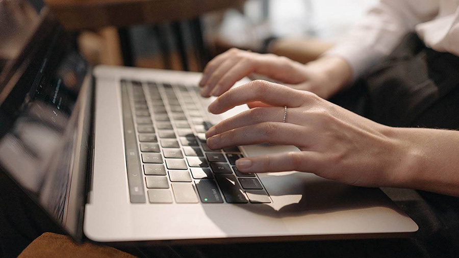 Желающим поругаться в интернете грозит штраф в 9 тысяч рублей