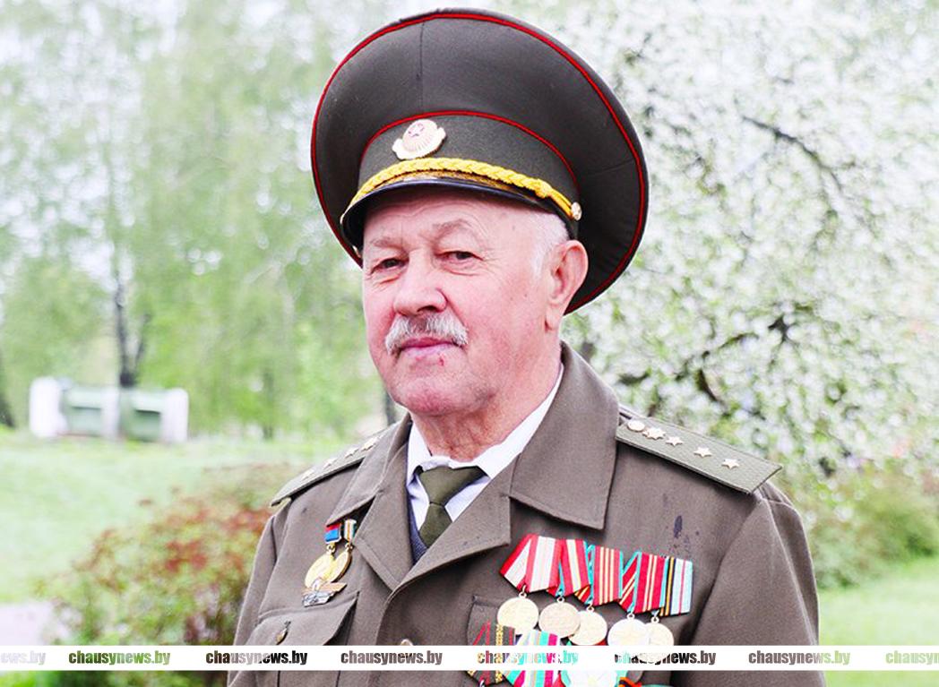 Для Геннадия Давыденко из Чаус День танкистов — дата особенная