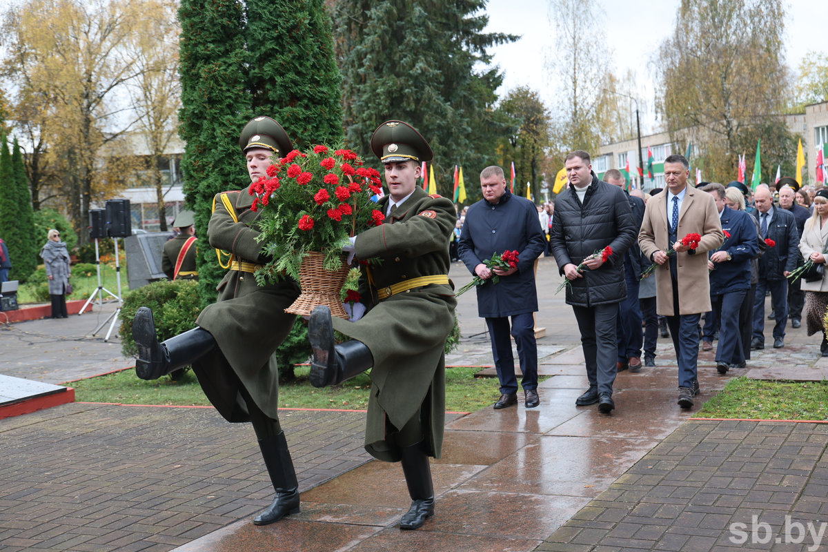 Память польских воинов, погибших в битве под Ленино, почтили в Горецком районе